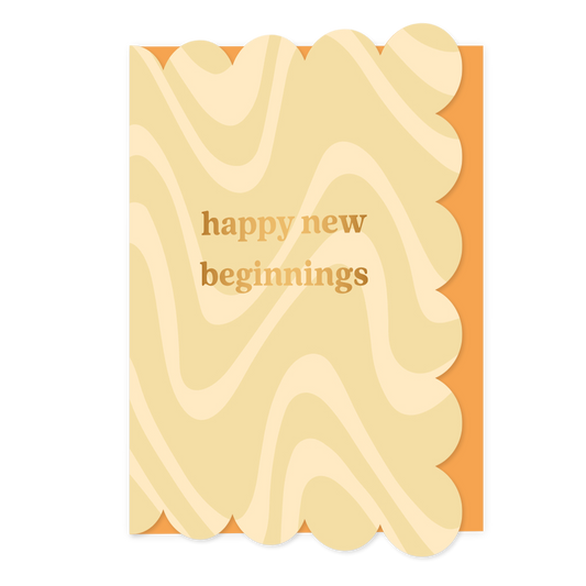 Happy new beginnings - Formaat: Normaal - Vorm: Staand - Succes kaart - Op deze wenskaart staan kronkelende lijnen twee kleuren beige met in het midden de tekst: "Happy new beginnings". - Snelwenskaart