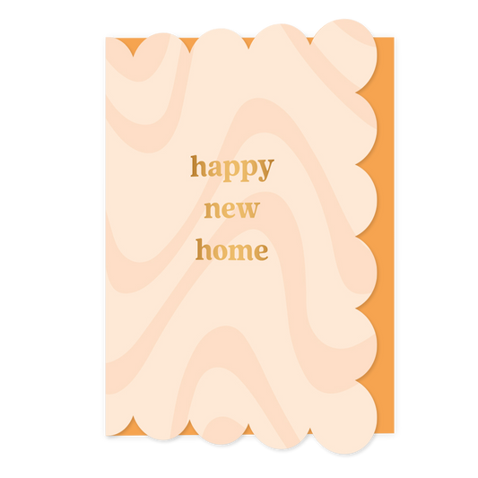 Happy new home - Formaat: Normaal - Vorm: Staand - Woningkaart - Op deze wenskaart staan kronkelende lijnen in het beige en roze, met in het midden de tekst: "Happy new home". - Snelwenskaart