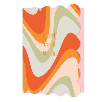Heel veel liefs - Formaat: Normaal - Vorm: Staand - Vriendschapskaart - Op deze wenskaart staan lijnen in de kleuren rood, oranje, beige, groen en blauw, met in het midden de tekst: "Heel veel liefs". - Snelwenskaart