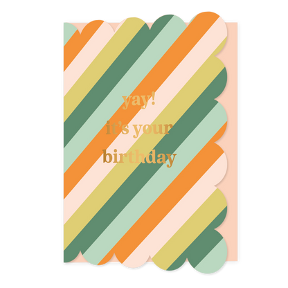 Yay! It's your birthday - Formaat: Normaal - Vorm: Staand - Verjaardagskaart - Op deze wenskaart staan lijnen in de kleuren wit, oranje, groen en blauw, met in het midden de tekst: "Yay! It's your birthday". - Snelwenskaart