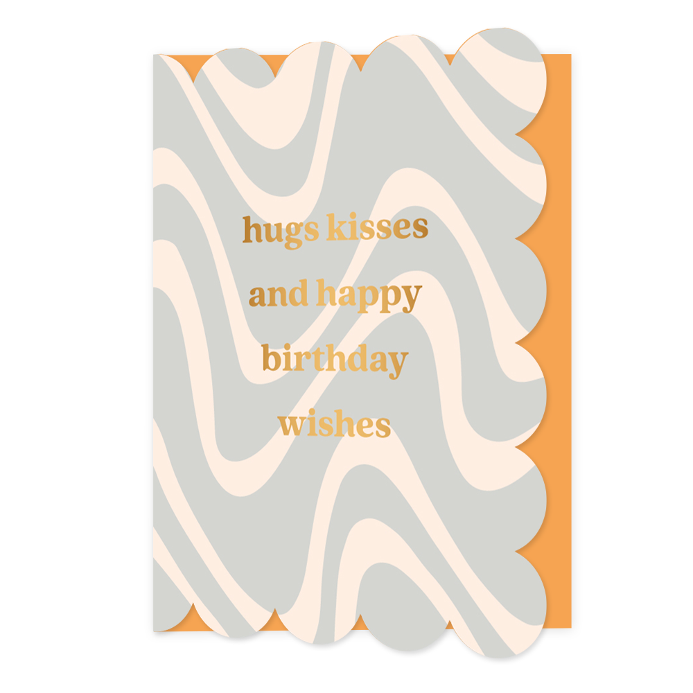 Hugs kisses and happy birthday wishes - Formaat: Normaal - Vorm: Staand - Verjaardagskaart - Op deze wenskaart staan lijnen in de kleuren beige en licht paars, met in het midden de tekst: "Hug kisses and happy birthday wishes". - Snelwenskaart
