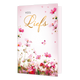Op deze wenskaart staan onderaan bloeiende roze en rode cosmea-bloemen, waarbij een kleine vlinder tussen de bloemen door vliegt en er diverse kleine hartjes door de lucht zweven. Bovenaan de kaart staat de tekst "VEEL Liefs" in een combinatie van strakke zwarte letters en een sierlijk, goudkleurig lettertype. De lichte roze achtergrond en de bloemen zorgen voor een vrolijke, lenteachtige en liefdevolle uitstraling.