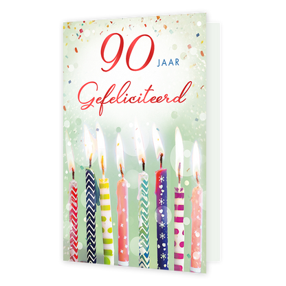 90 jaar gefeliciteerd - Formaat: Standaard - Vorm: Staand - Verjaardagskaart - Op deze wenskaart staan acht kleurrijke, brandende kaarsjes met diverse patronen tegen een lichtgroene achtergrond vol confetti en bokeh-effecten. Bovenaan prijkt de tekst "90 JAAR Gefeliciteerd" in een combinatie van grote rode cijfers, strakke blauwe hoofdletters en een elegant, rood scriptlettertype. De vrolijke versieringen op de kaarsjes zorgen voor een feestelijke uitstraling. Een perfect ontwerp om iemand op vrolijke wijz