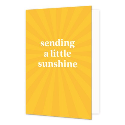 Sending a little sunshine - Formaat: Normaal - Vorm: Staand - Denken aan kaart - Op deze wenskaart staat de tekst: "Sending a little sunshine" op een gele achtergrond waar zonnestralen lijken te staan. - Snelwenskaart