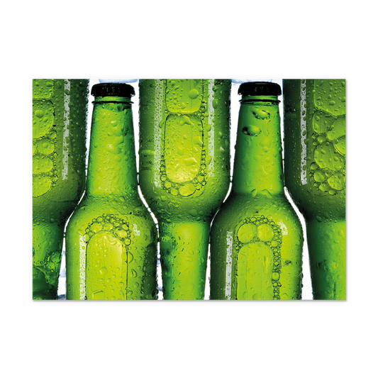 Postcard Bierflesjes - 10 stuks - Formaat: Normaal - Vorm: Liggend - Postcards - Op deze postcard staan vijf groene bierflesjes. - Snelwenskaart