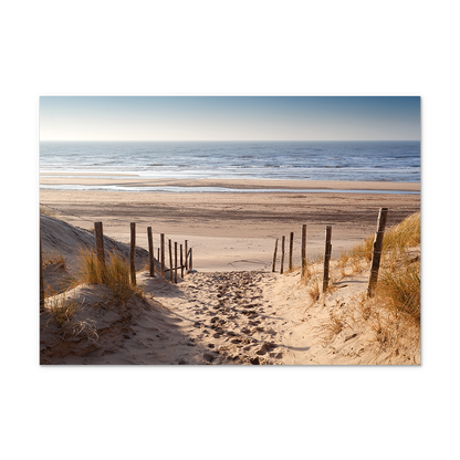 Postcard Strand en zee - 10 stuks - Formaat: Normaal - Vorm: Liggend - Postcards - Op deze postcard staan duinen die uitlopen op een strand. - Snelwenskaart