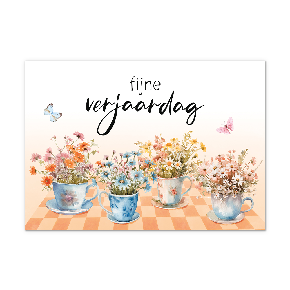 Postcard Fijne verjaardag - 10 stuks - Formaat: Normaal - Vorm: Liggend - Postcards - Op deze postcard staat de tekst: "Fijne verjaardag" met daaronder kopjes waar diverse kleuren bloemen uitkomen. - Snelwenskaart