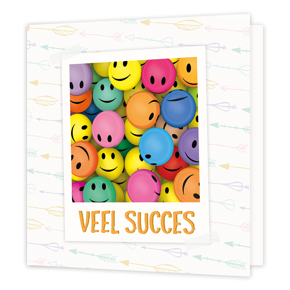 Veel succes - Formaat: Normaal - Vorm: Vierkant - Succes kaart - Op deze wenskaart staan smiley's in diverse kleuren met daaronder de tekst: "Veel succes". - Snelwenskaart