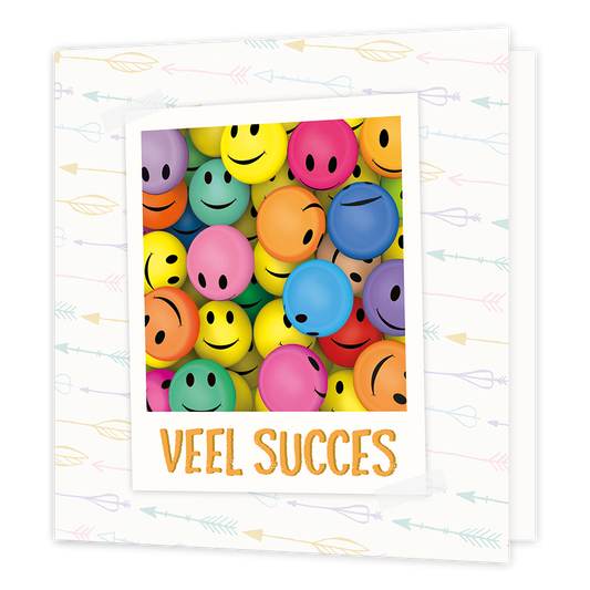 Veel succes - Formaat: Normaal - Vorm: Vierkant - Succes kaart - Op deze wenskaart staan smiley's in diverse kleuren met daaronder de tekst: "Veel succes". - Snelwenskaart