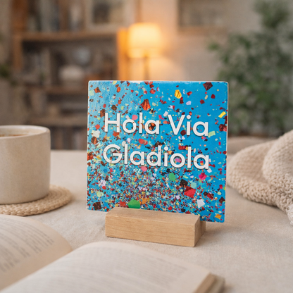 Hola via Gladiola