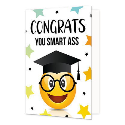 Congrats you smart ass - Formaat: Normaal - Vorm: Staand - Geslaagd kaart - Op deze wenskaart staat een smiley met afstudeerhoedje en daarboven de tekst: "Congrats you smart ass". - Snelwenskaart