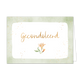 Gecondoleerd - Formaat: Standaard - Vorm: Liggend - Condoleance kaart - Op deze wenskaart staat een beige bloem met daarboven de tekst: "Gecondoleerd". - Snelwenskaart