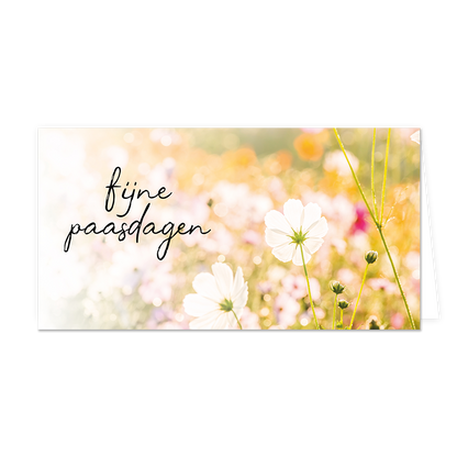 Fijne paasdagen - Formaat: Groot - Vorm: Liggend - Paaskaart - Op deze paaskaart staat een bloemenveld met de tekst: "Fijne paasdagen". - Snelwenskaart