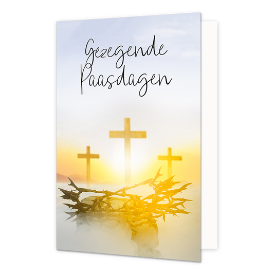 Gezegende paasdagen - Formaat: Normaal - Vorm: Staand - Paaskaart - Op deze paaskaart staan drie kruizen en een doornkroon met daarboven de tekst: "Gezegende Paasdagen". - Snelwenskaart