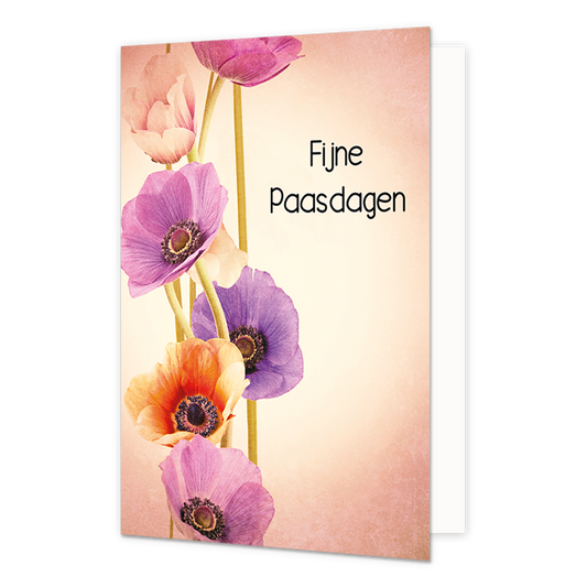 Fijne paasdagen - Formaat: Normaal - Vorm: Staand - Paaskaart - Op deze paaskaart staan bloemen in de kleuren roze, paars en oranje met de tekst: "Fijne paasdagen". - Snelwenskaart