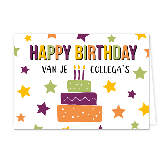 Happy birthday van je collega's - Formaat: Normaal - Vorm: Liggend - Verjaardagskaart - Op deze wenskaart staat een taart omringt door sterren in de kleuren paars, geel en groen. Boven de taart staat de tekst: "Happy birthday van je collega's". - Snelwenskaart