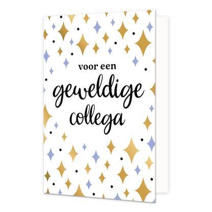 Voor een geweldige collega - Formaat: Normaal - Vorm: Staand - Complimentenkaart - Op deze wenskaart staan sterren in de kleuren goud en paars met in het midden de tekst: "Voor een geweldige collega". - Snelwenskaart