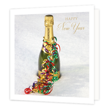 Happy new year - Formaat: Groot - Vorm: Vierkant - Kerstkaart - Op deze kerstkaart staat een fles champagne in de sneeuw met de tekst: "Happy new year". - Snelwenskaart