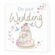 XL kaart - On your wedding - Formaat: Groot - Vorm: Vierkant - Huwelijkskaart - Op deze wenskaart staat een bruidstaart omringt door vogels en bloemen. Bovenaan staan de tekst: "On your wedding". - Snelwenskaart