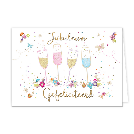 Jubileum gefeliciteerd - Formaat: Normaal - Vorm: Liggend - Jubileumkaart - Op deze wenskaart staan vier champagneglazen omringt door vlinders en bloemen. In de illustratie staat de tekst: "Jubileum gefeliciteerd". - Snelwenskaart