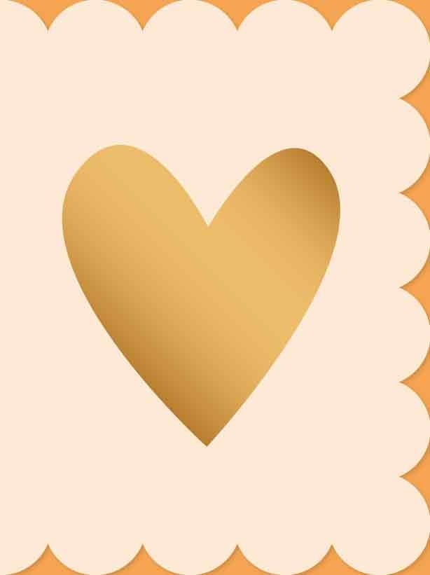 Op deze wenskaart staat een groot gouden hart op een beige achtergrond.